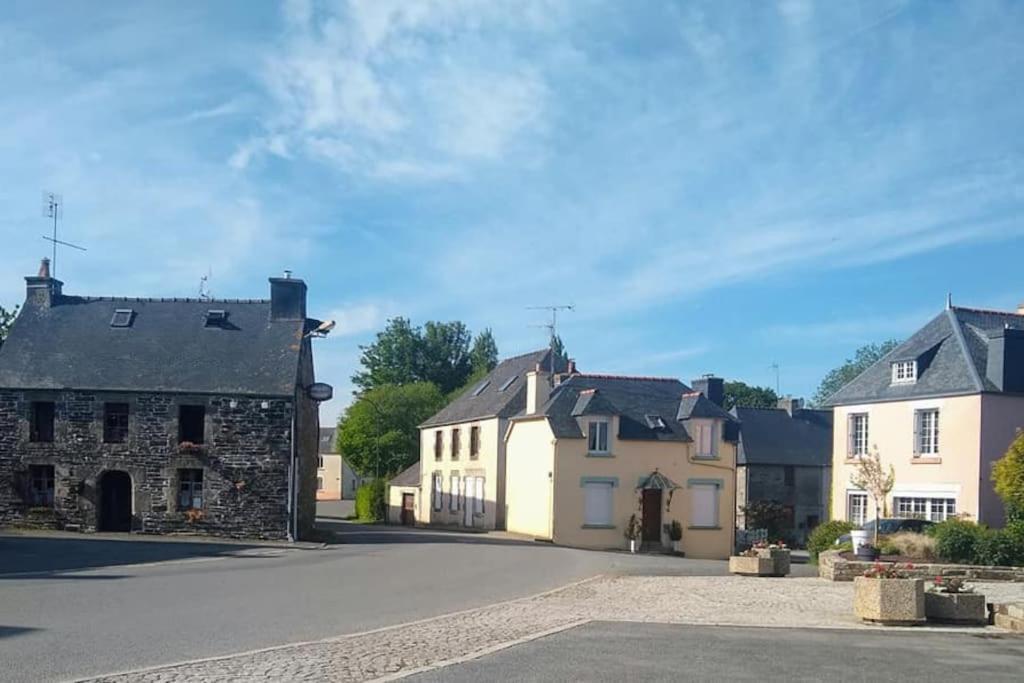 Genevieve Paule Exterior photo